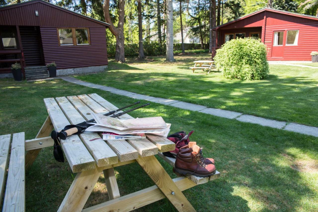 Invercauld Lodges Ballater Extérieur photo