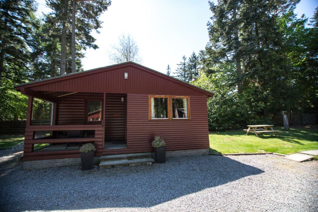 Invercauld Lodges Ballater Extérieur photo
