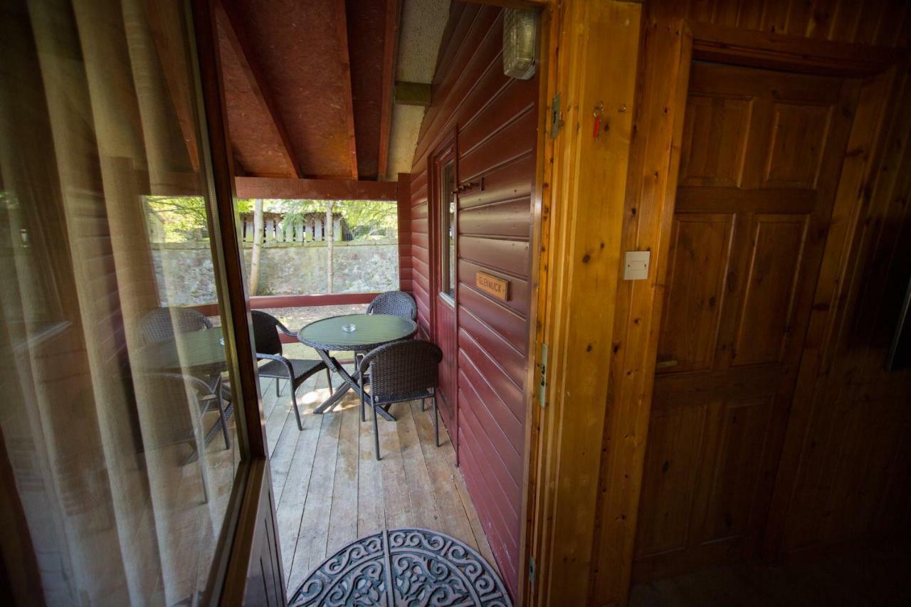 Invercauld Lodges Ballater Extérieur photo
