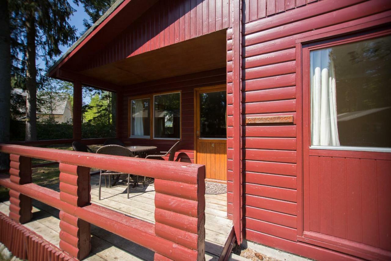 Invercauld Lodges Ballater Extérieur photo